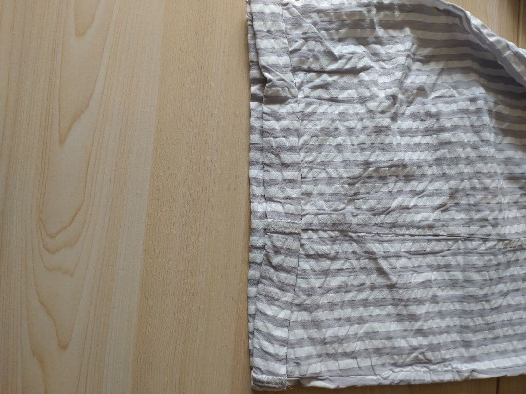 ネストローブ 〝 It's ME 〟サッカーストライプサロペット　グレー