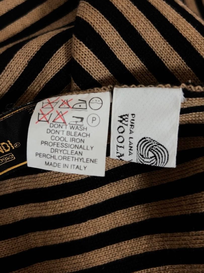 フェンディ　FENDI マフラー　ブラウン　FFロゴ ウール　男女兼用　42