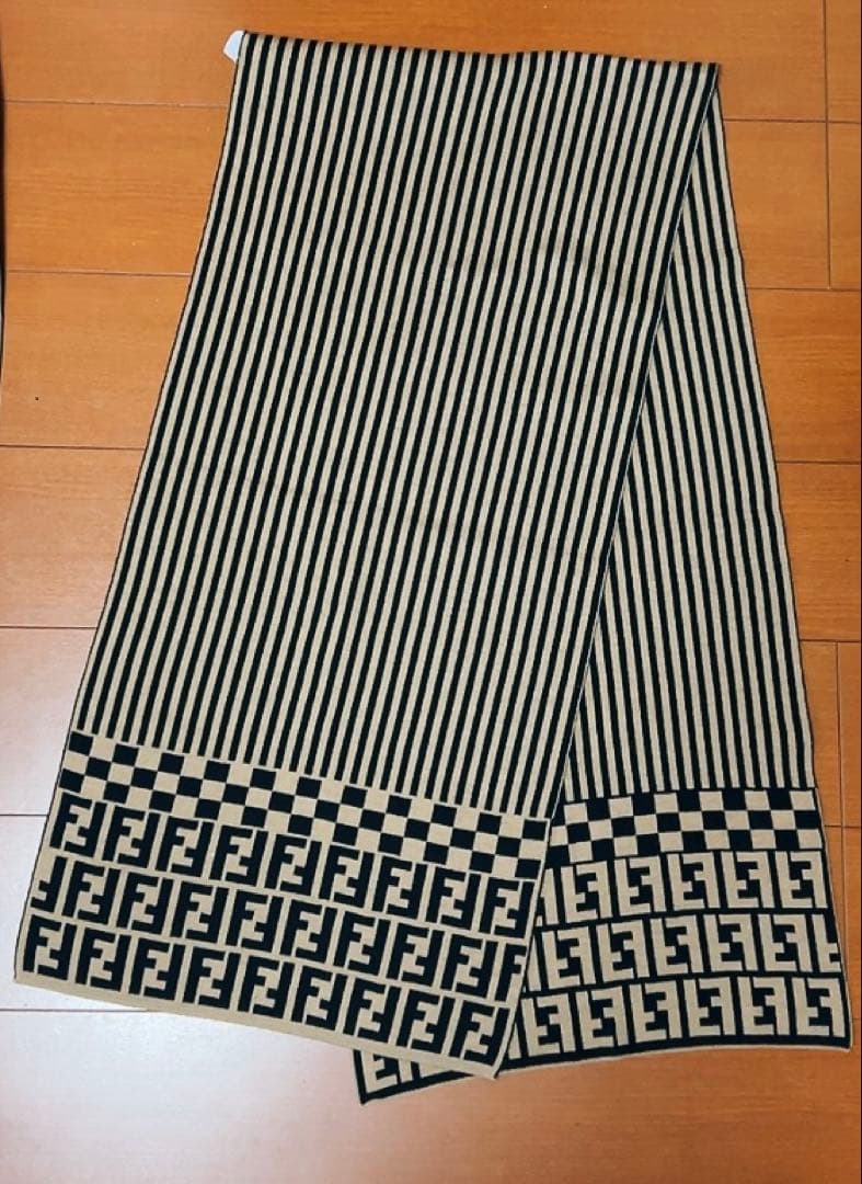 フェンディ　FENDI マフラー　ブラウン　FFロゴ ウール　男女兼用　42