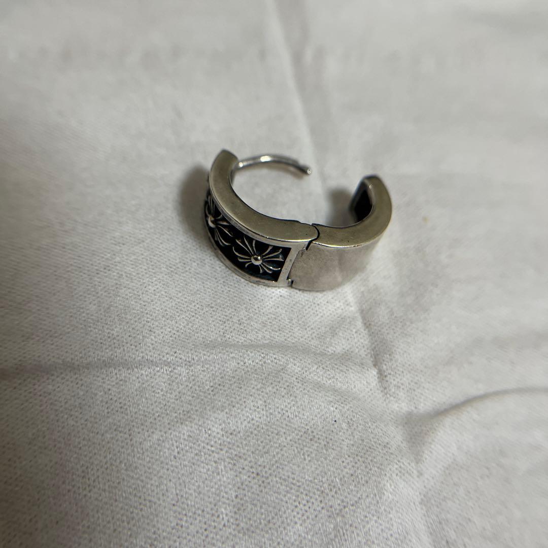 クロムハーツシルバー925 ナローVバントピアス