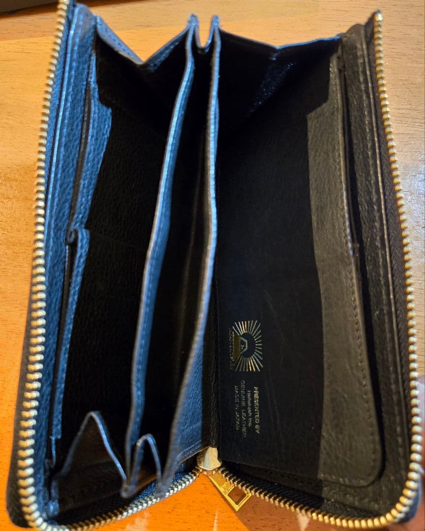 Hallelujah tidy 2.0 mano コンパクト長財布