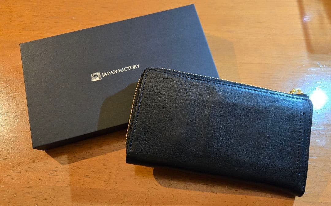 Hallelujah tidy 2.0 mano コンパクト長財布