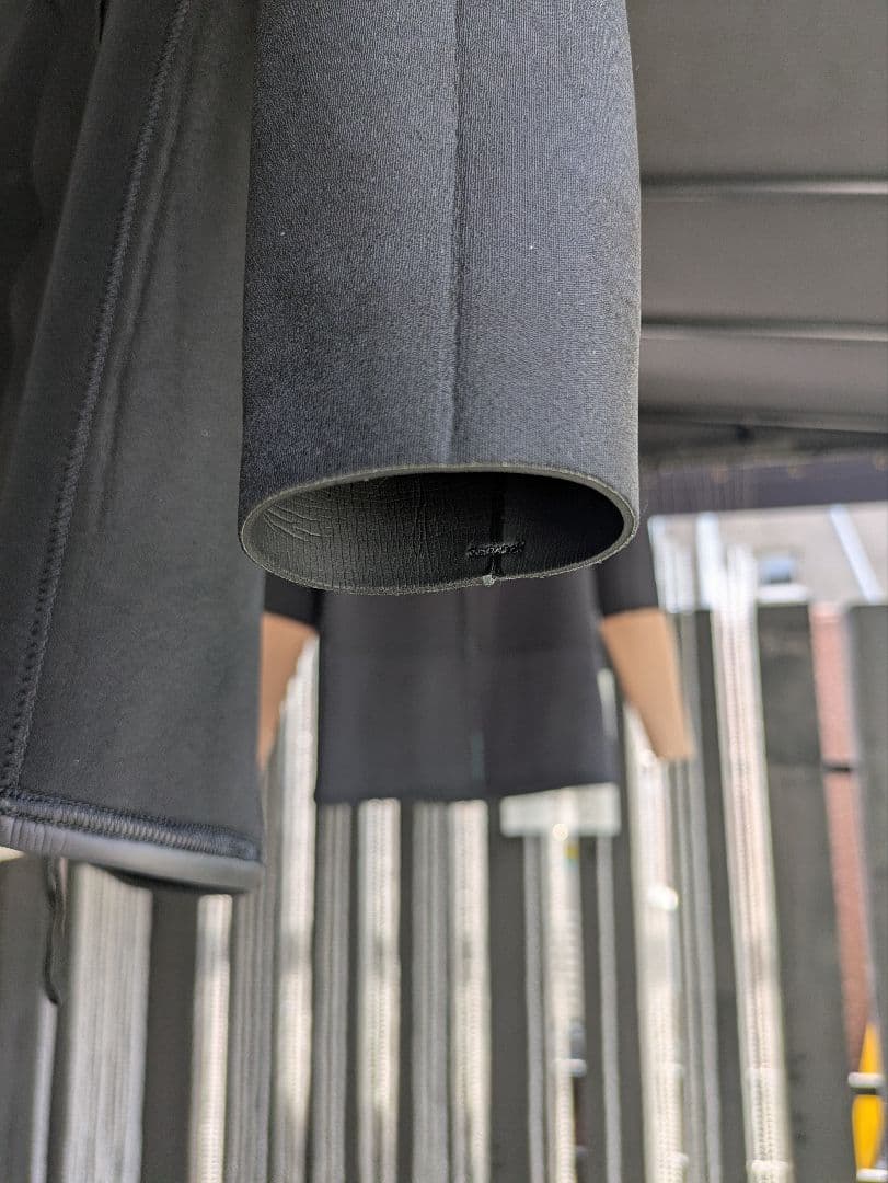 ヴィスラ　タッパー　ベスト Mサイズ