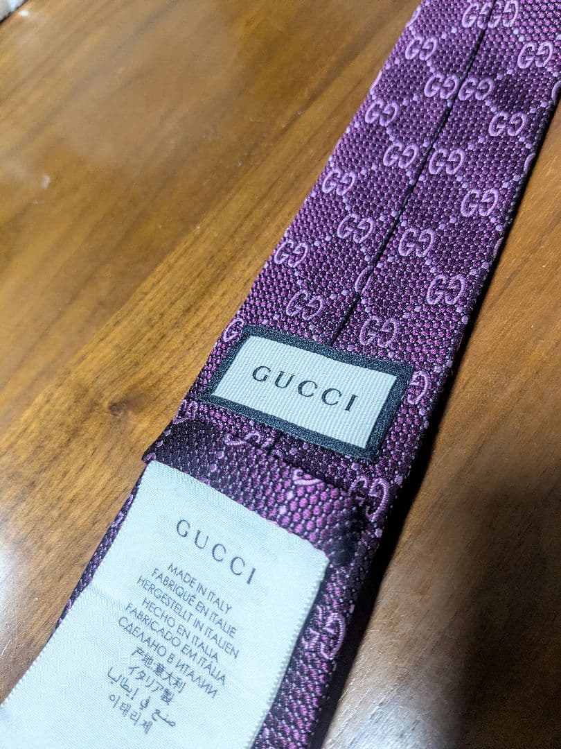 GUCCI 紫色 シルク ネクタイ GGパターン クリーニング済み　(AY)
