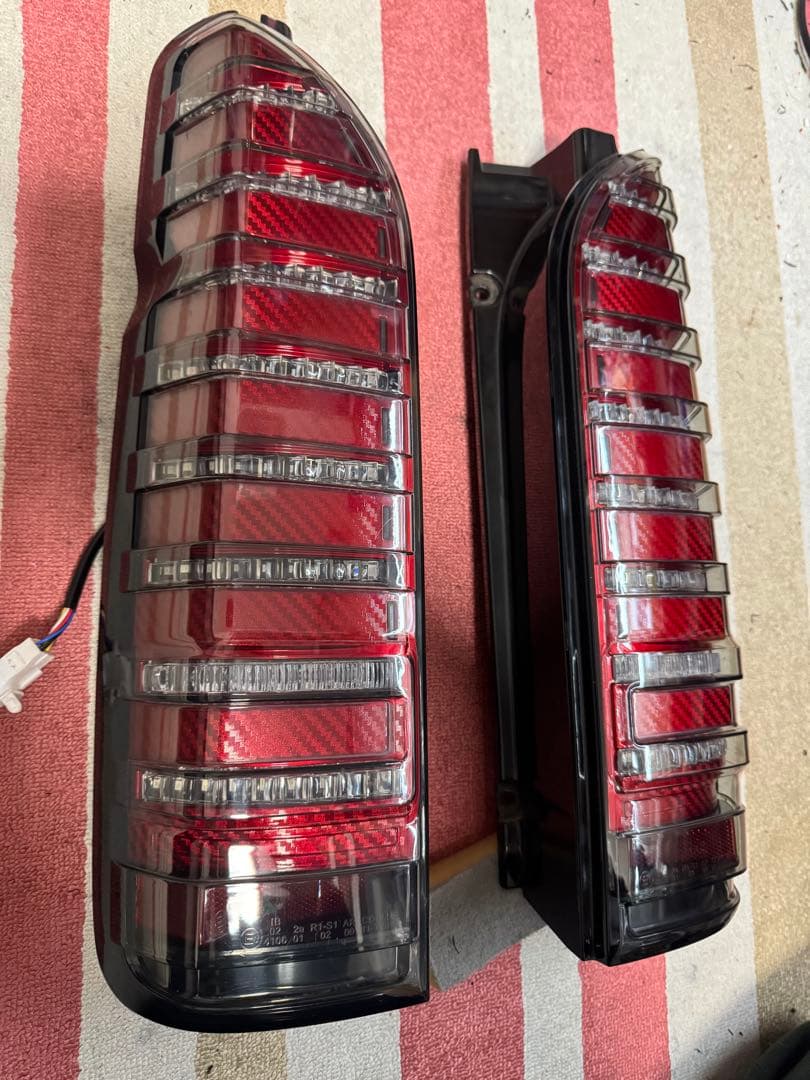 ハイエース 200 レア コプラス テールランプ テール