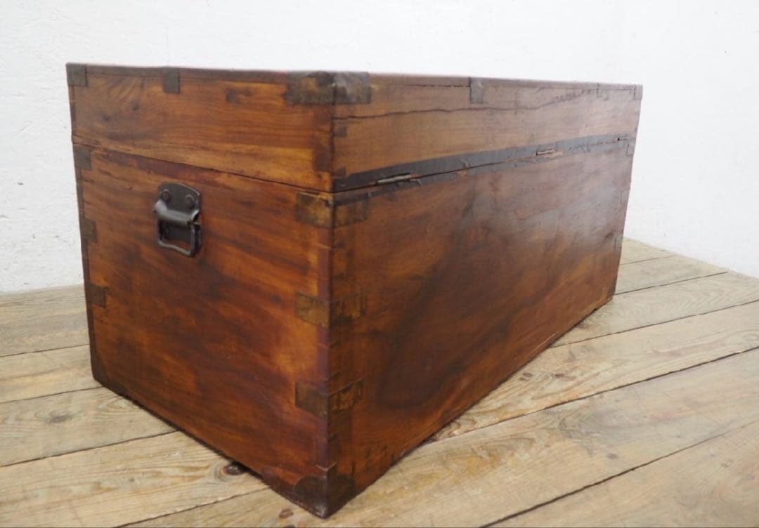 早いもの勝ち！アンティーク　コファ　ブランケットボックス　トランク　ヴィンテージ