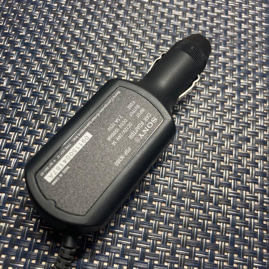 PSPgo シガーソケット カーアダプター 充電ケーブル ソニー純正品