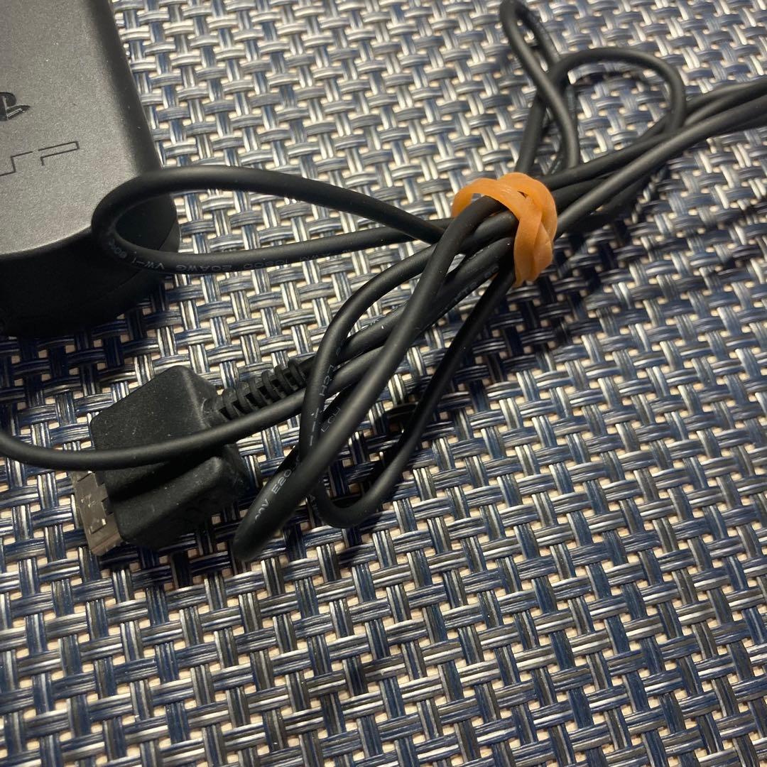 PSPgo シガーソケット カーアダプター 充電ケーブル ソニー純正品