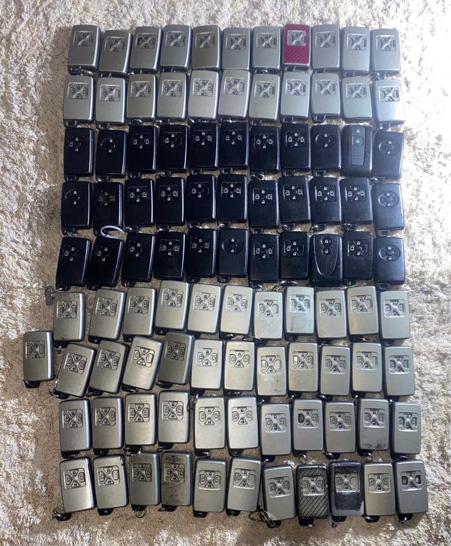 スマートキー　100個セット販売