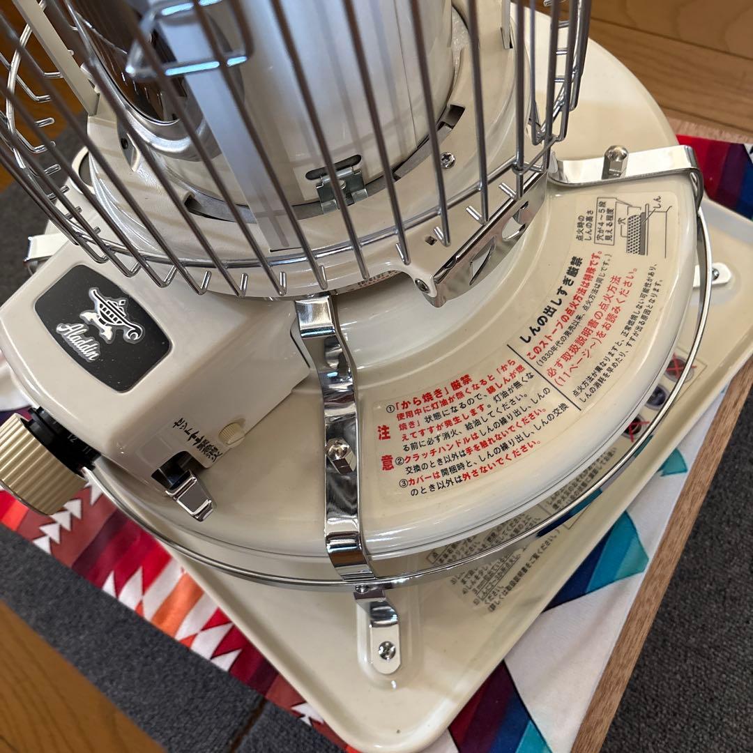 新品未使用　アラジン　ストーブ　ブルーフレーム　ヒーター　aladdin