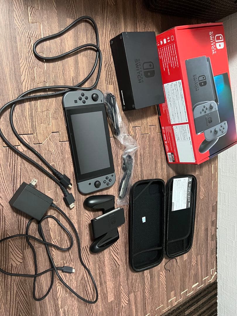 Nintendo Switch Joy-Con グレー　本体