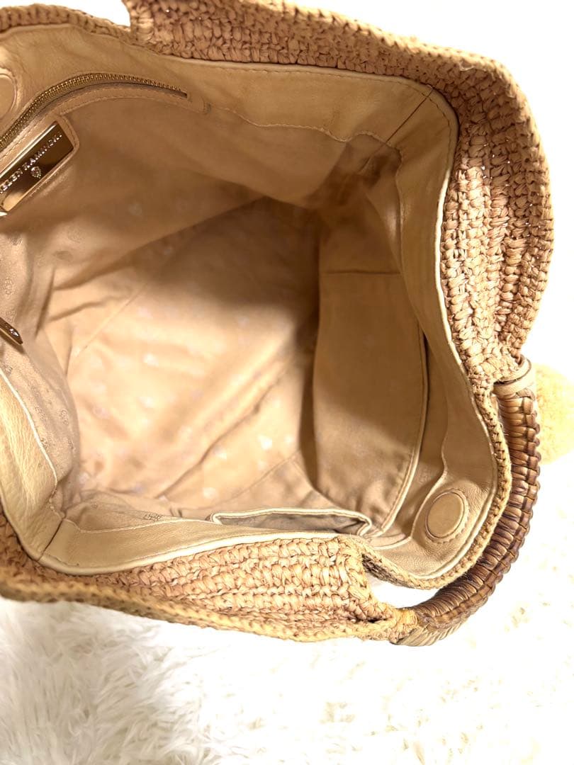 ⭐︎ヘレンカミンスキー⭐︎ ラフィア カゴバッグ チャーム付 かごバッグ