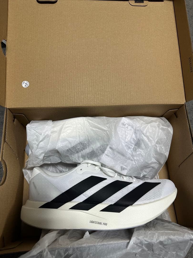 新品未使用　adidas evo sl 26㎝