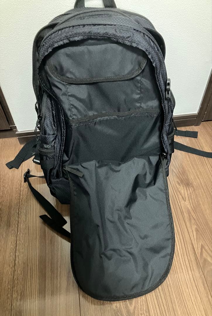 【美品】NIKE ACG KARST カルスト バックパック ブラック