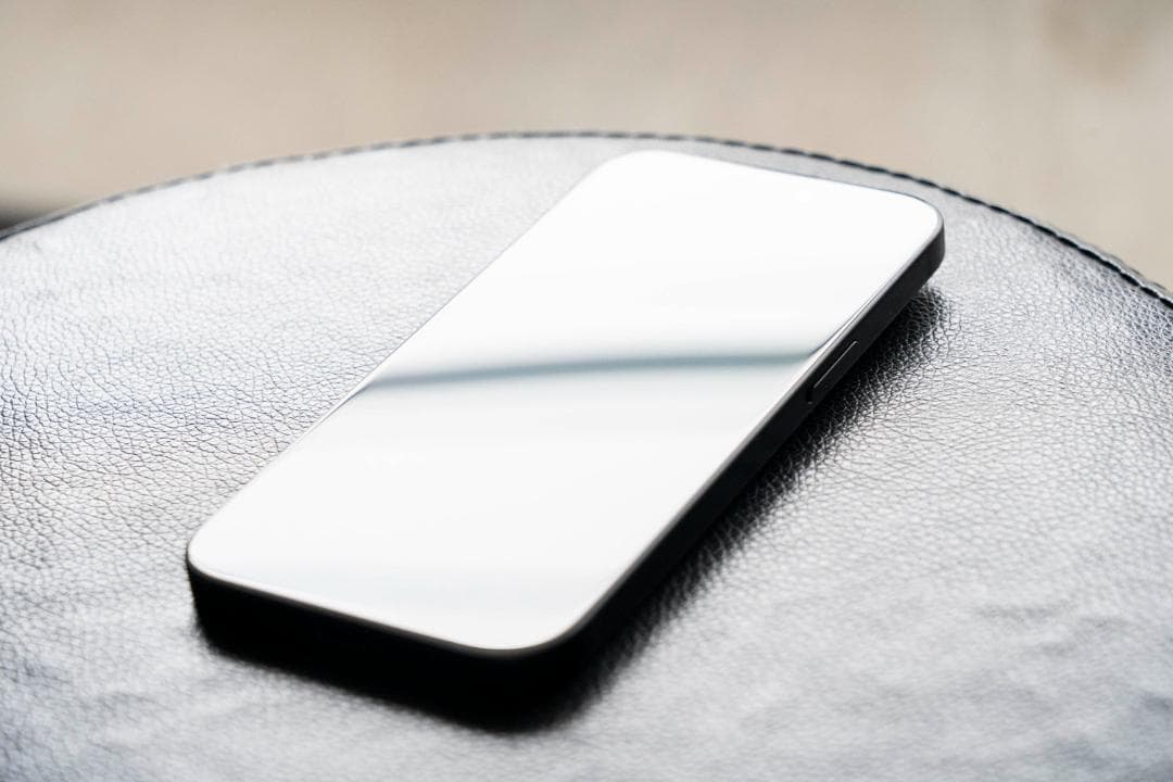 iPhone 15 128GB 黒 美品 SIMフリー バッテリー99％