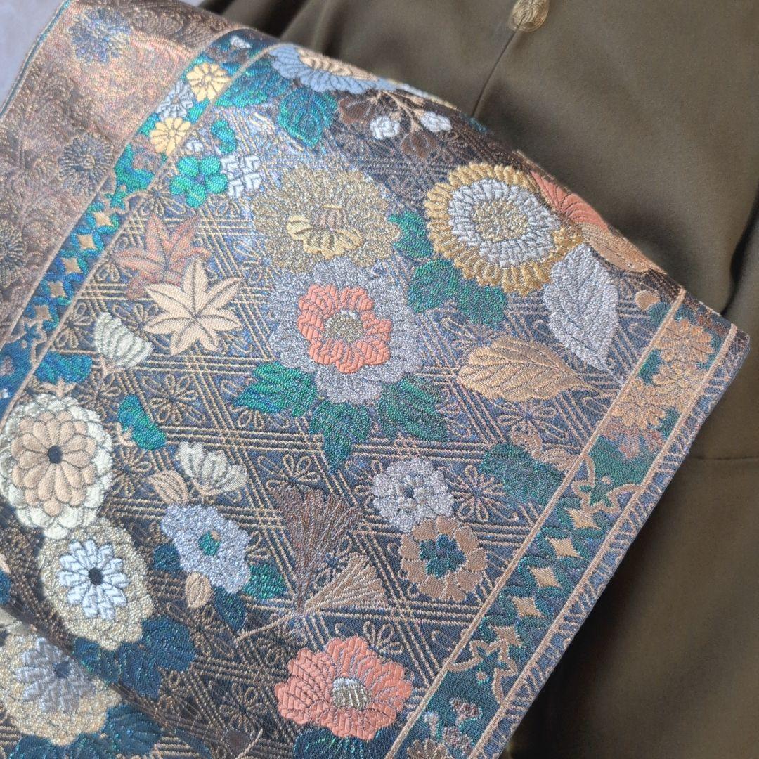 訪問着　フルセット　着物　正絹　カーキ　緑　孔雀の羽　藤の花　祝い事　豪華　A2