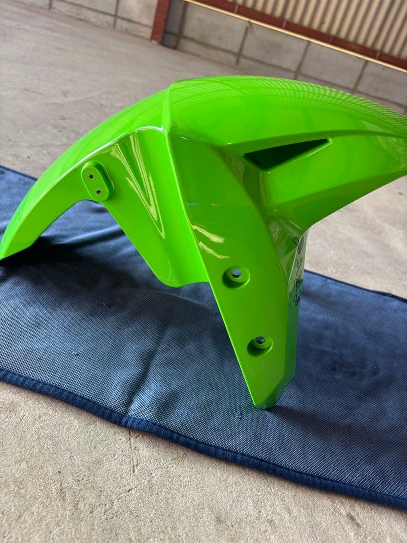 zx25r フロントフェンダー純正