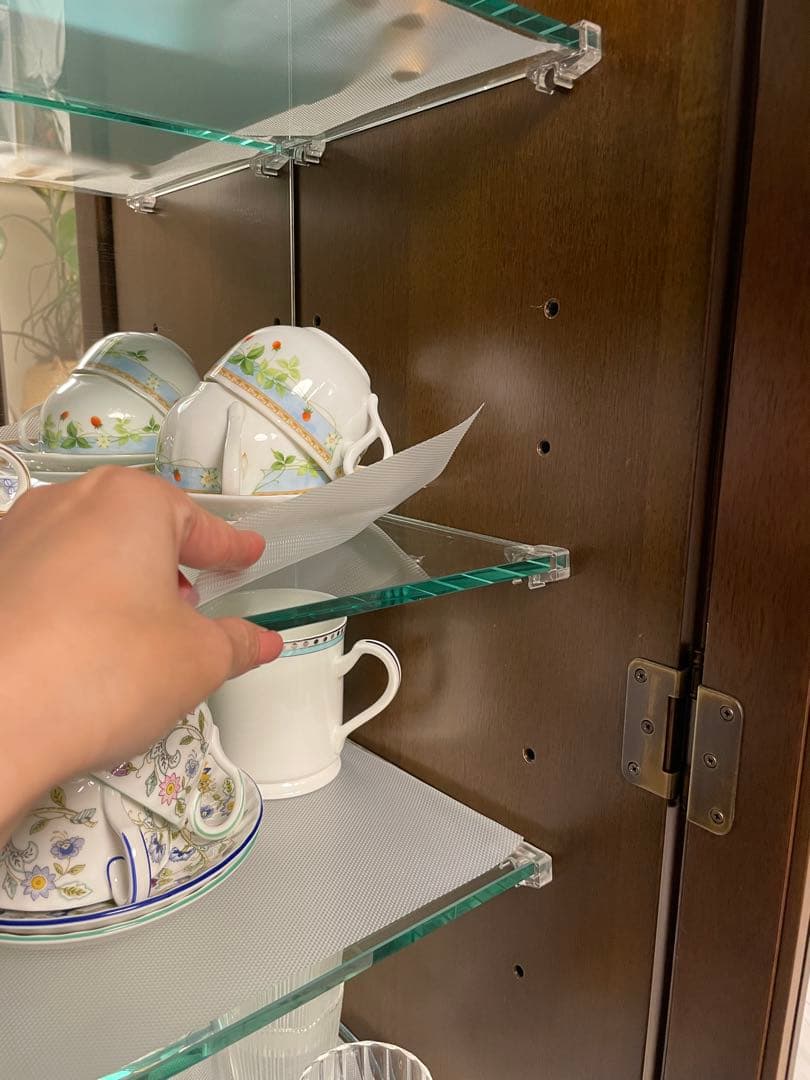 アンティーク食器棚・キャビネット