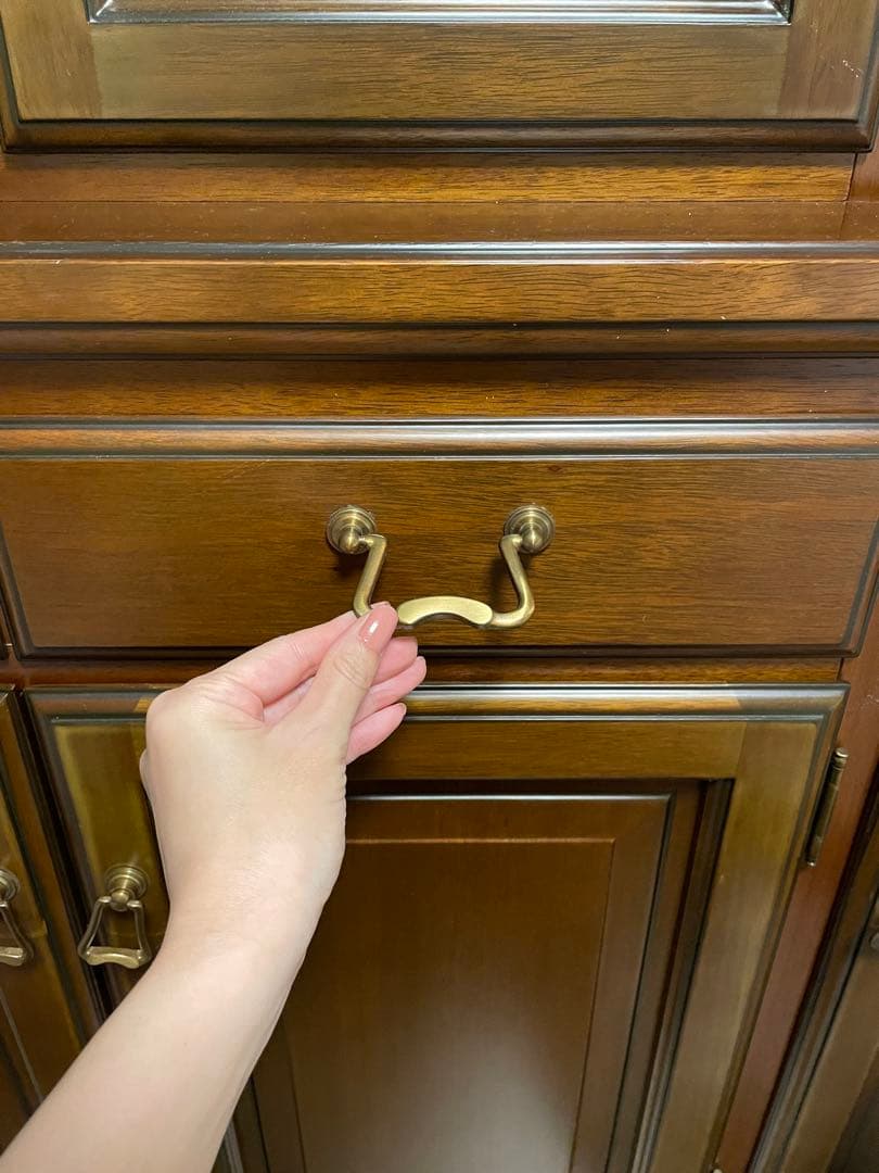 アンティーク食器棚・キャビネット