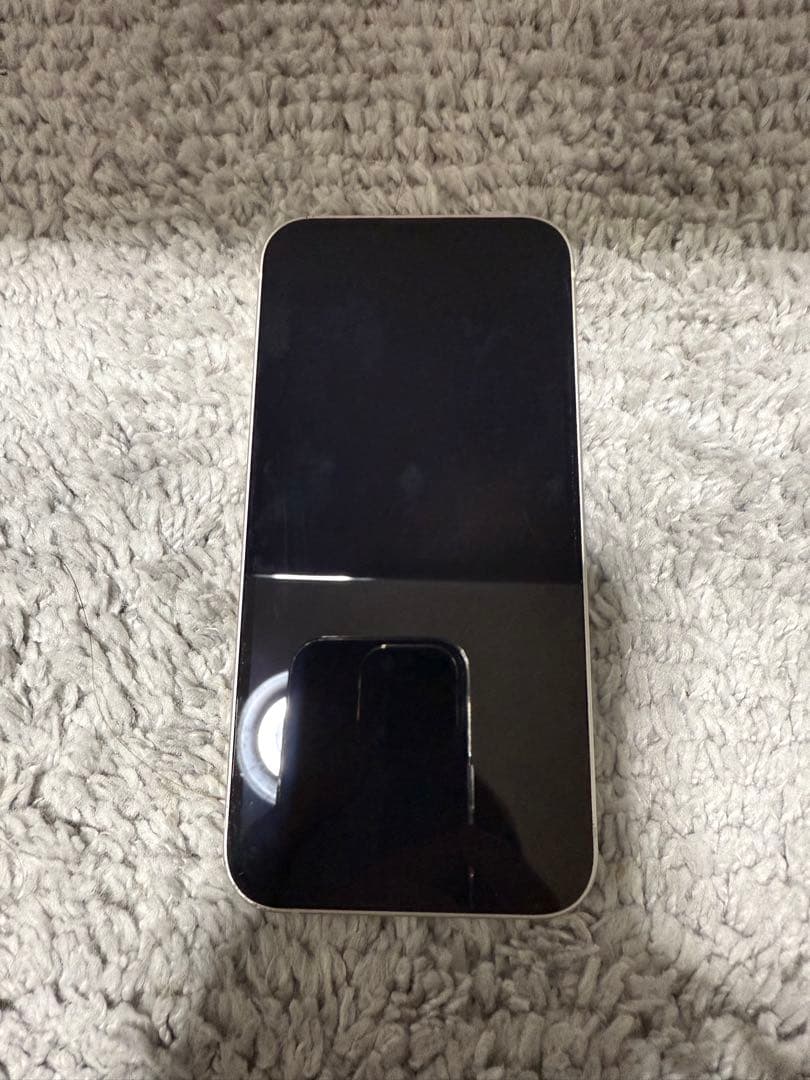 Apple iPhone13 ホワイト 本体 SIMフリー