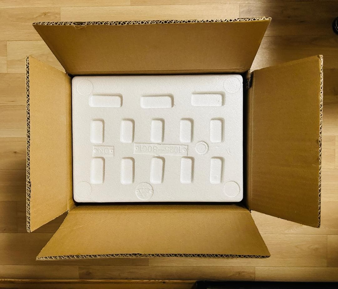 【美品】除湿機 除湿器　ホワイト 12L/日 木造15畳・鉄筋30畳