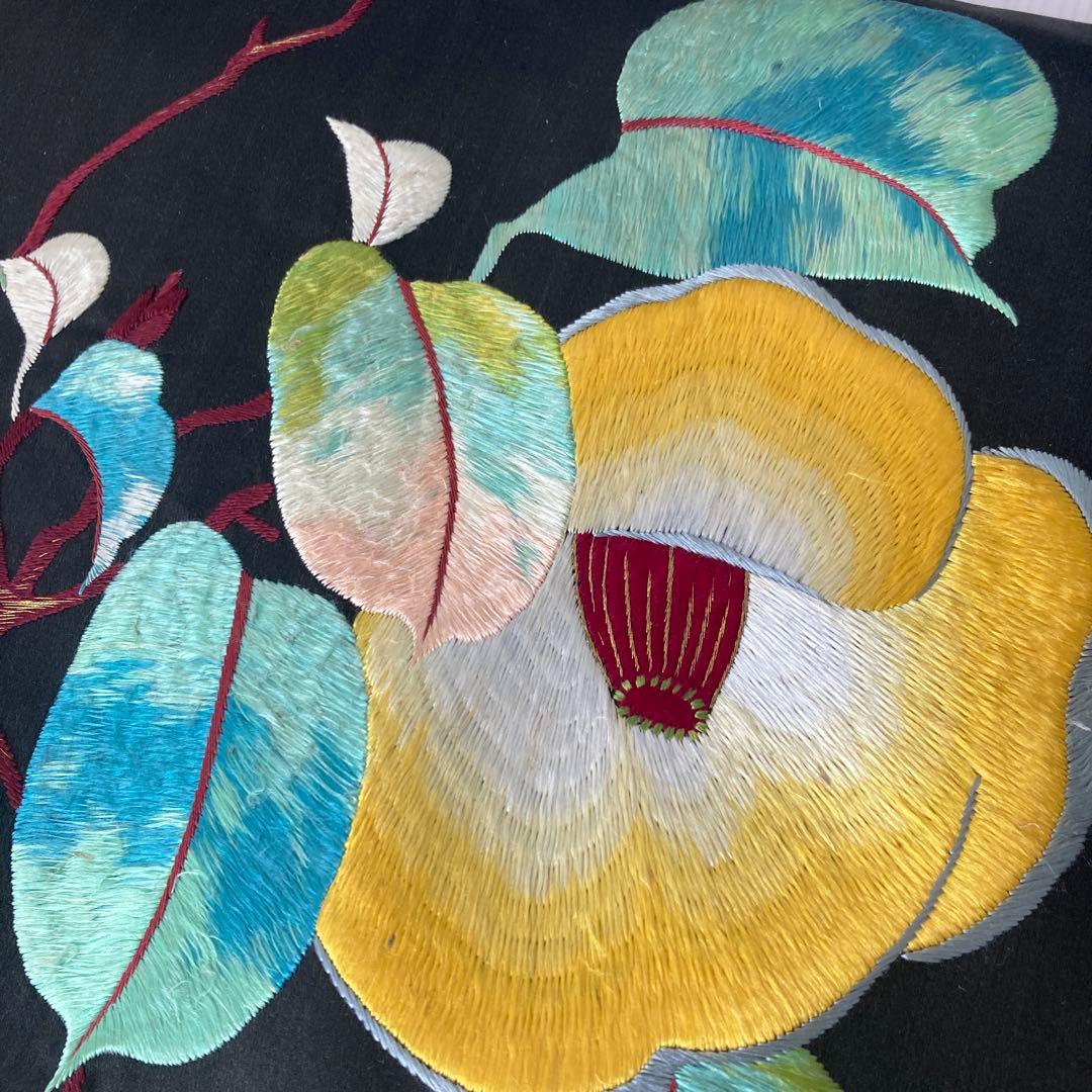 ニコニコ^ ^ アンティーク名古屋帯　椿の刺繍　上質　大正ロNo.7-28