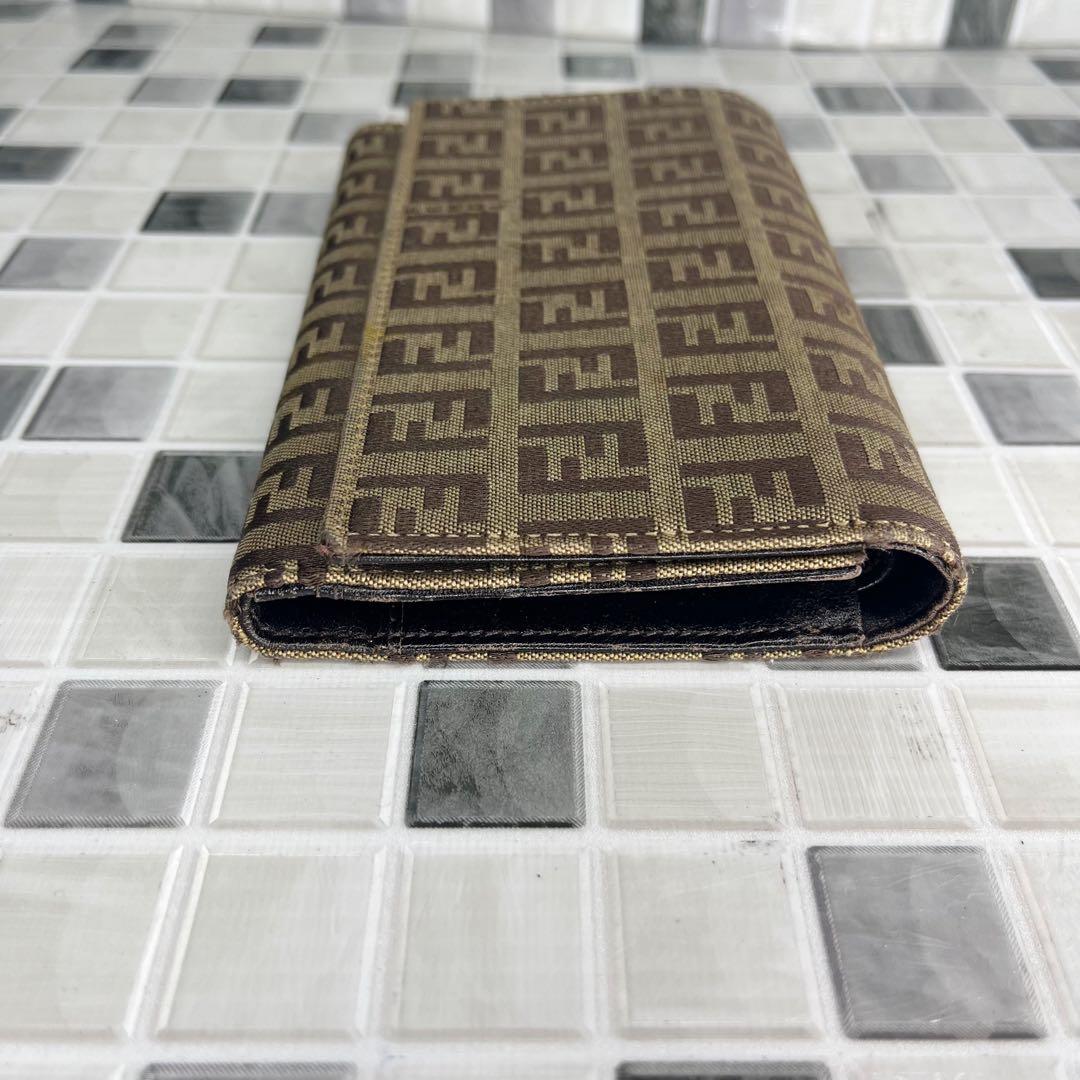 美品 FENDI フェンディ 財布 三つ折り財布