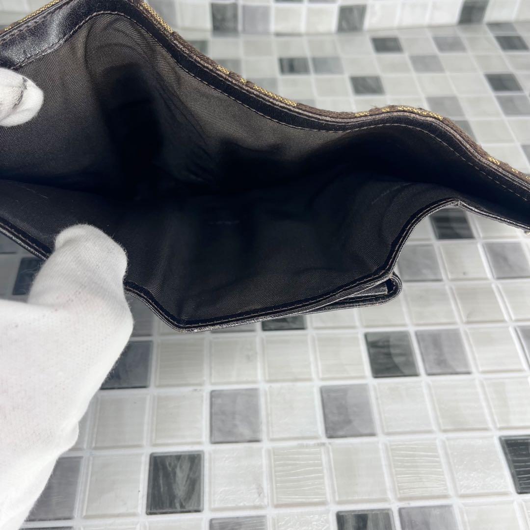 美品 FENDI フェンディ 財布 三つ折り財布