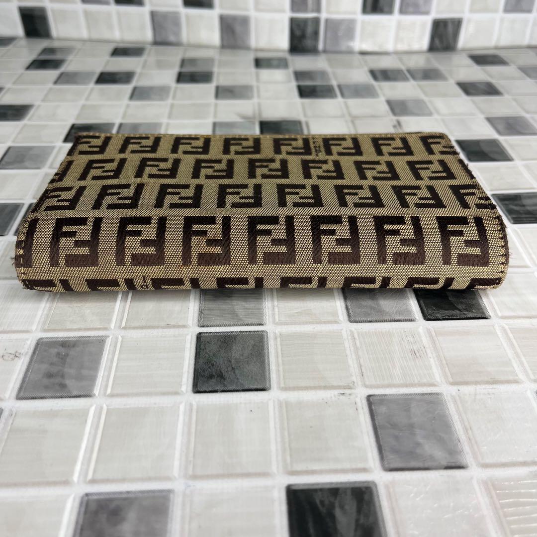 美品 FENDI フェンディ 財布 三つ折り財布