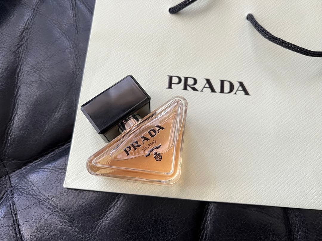 プラダ パラドックス オーデパルファム 30mLフローラル&アンバーの香り˚✧₊