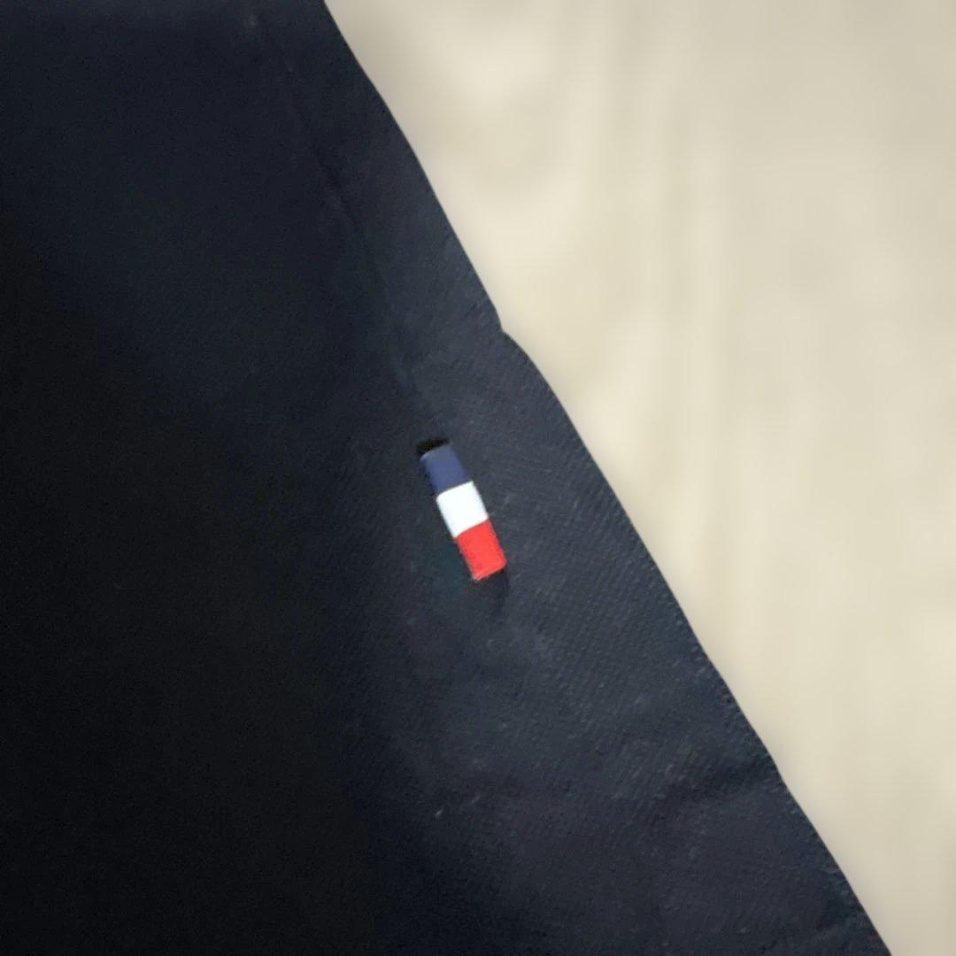 MONCLER 黒 ポロシャツ