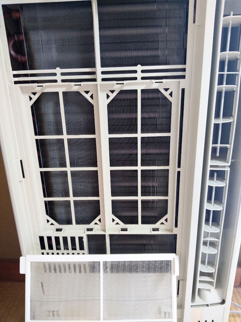 CORONA窓用エアコンCW-1613