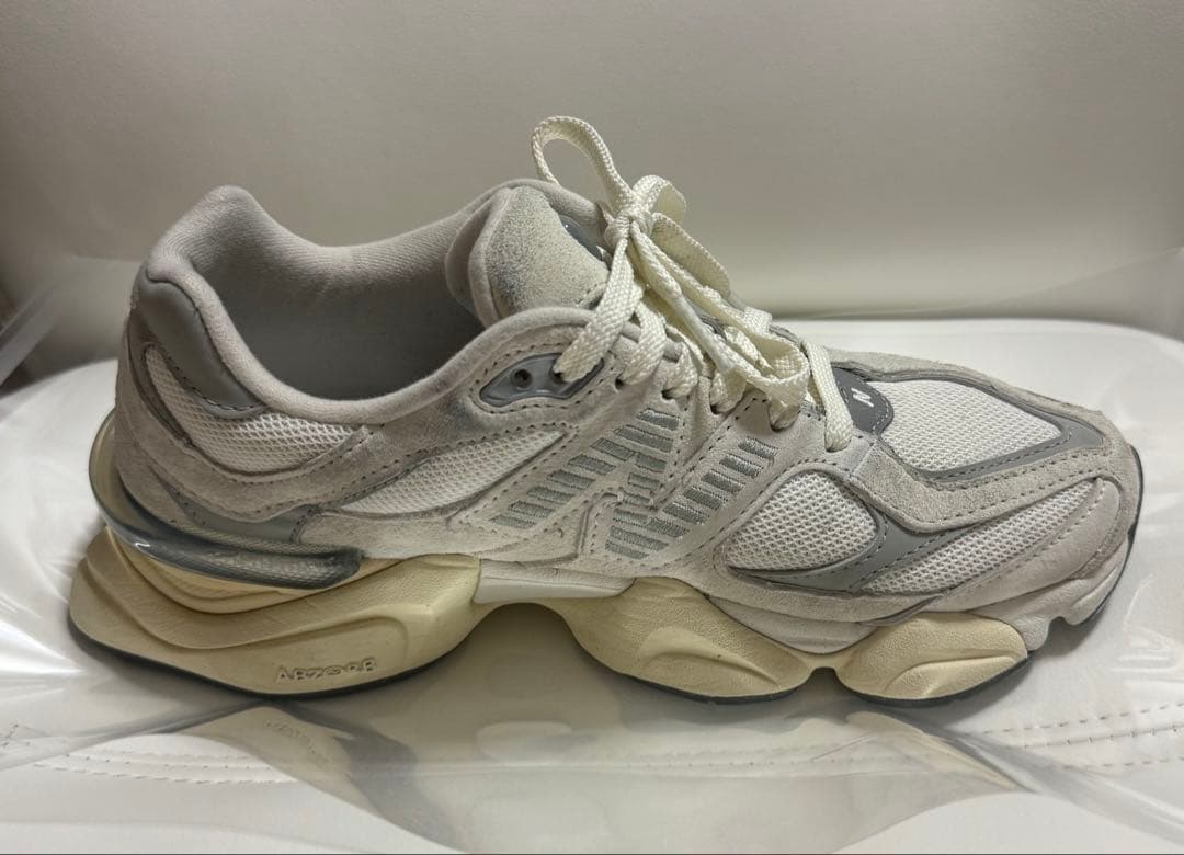 newbalance U9060 24cm ホワイト