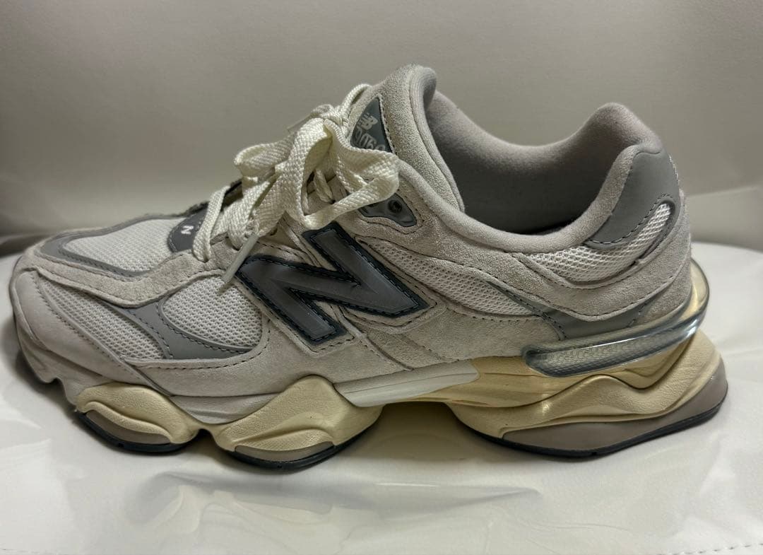 newbalance U9060 24cm ホワイト