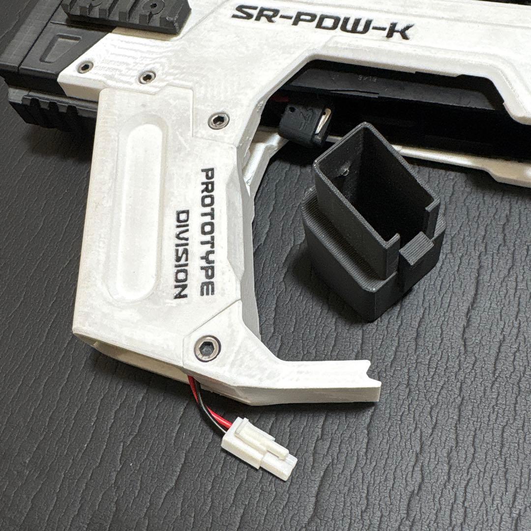 電動グロック18Cと SRU GLOCK PDWキットジャンク品