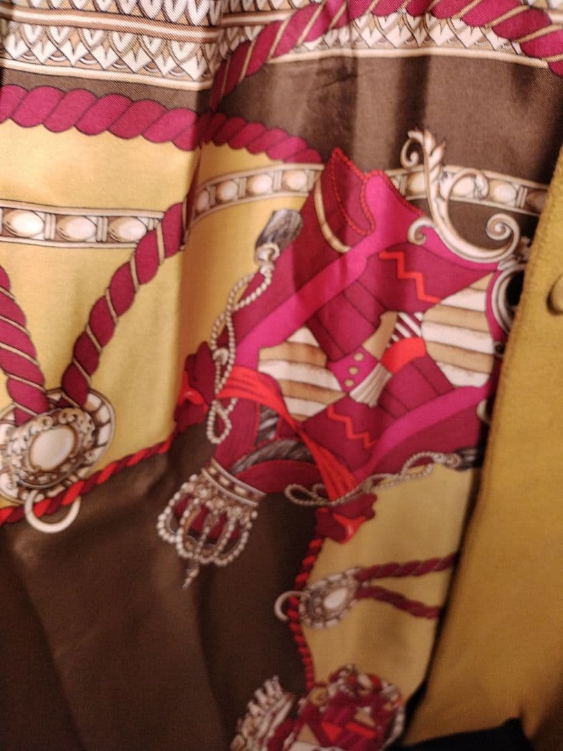 Samさん■ヘルノ★定価20万円程度★綺麗★高級ロングコート