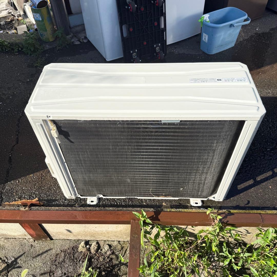 アイリスオーヤマ ルームエアコン IHF-5606G 2022年　18畳用