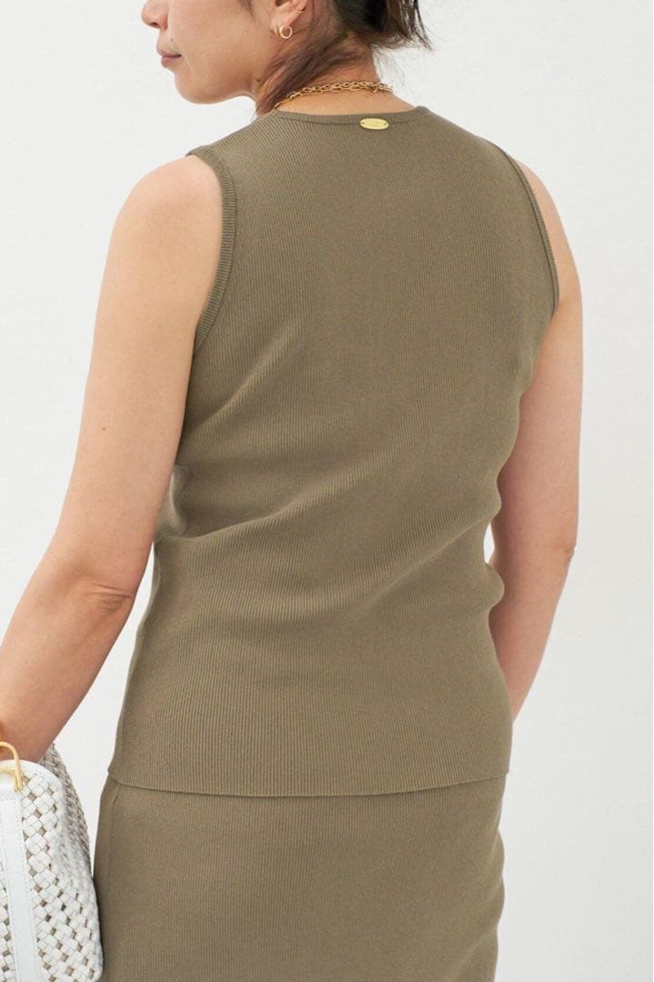 【新品・タグ付き】DINER B CROP タンクトップ