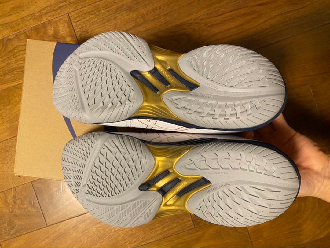 rei.a　　asics バレーシューズ　SKY ELITE FF2