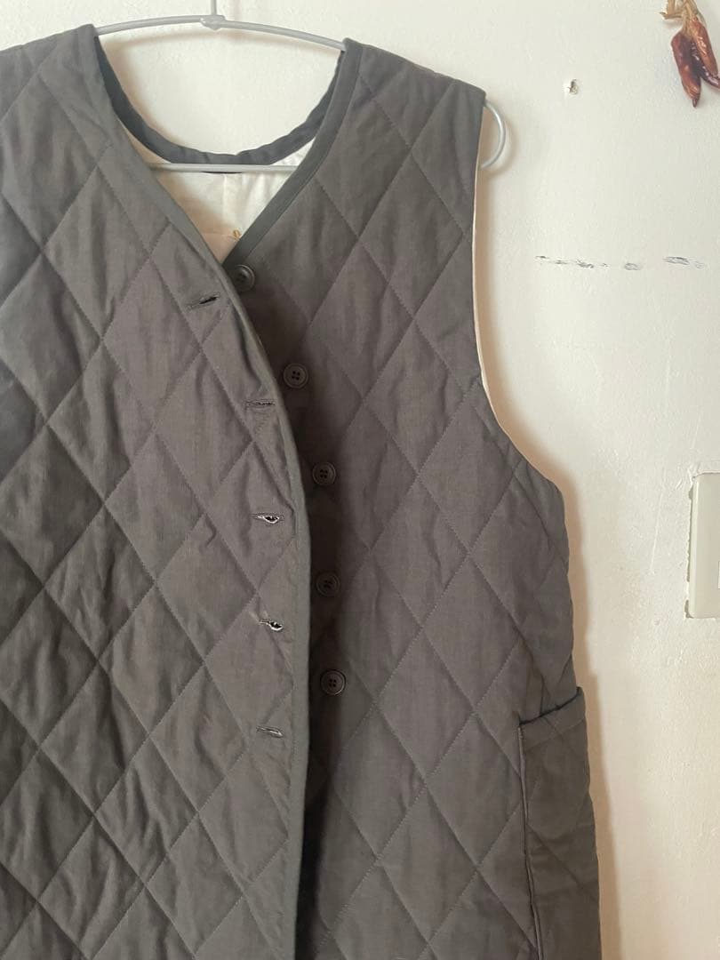 【megg】Gauze ダークブラウン キルティングベスト ノースリーブ
