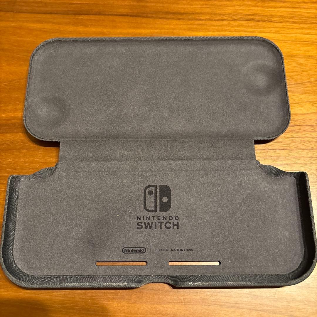Nintendo Switch Lite本体　箱有り　ケース付
