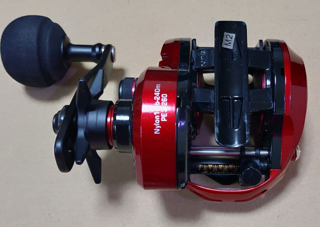 tailwalk Wide Basal VT-81L ベイトリール レッド