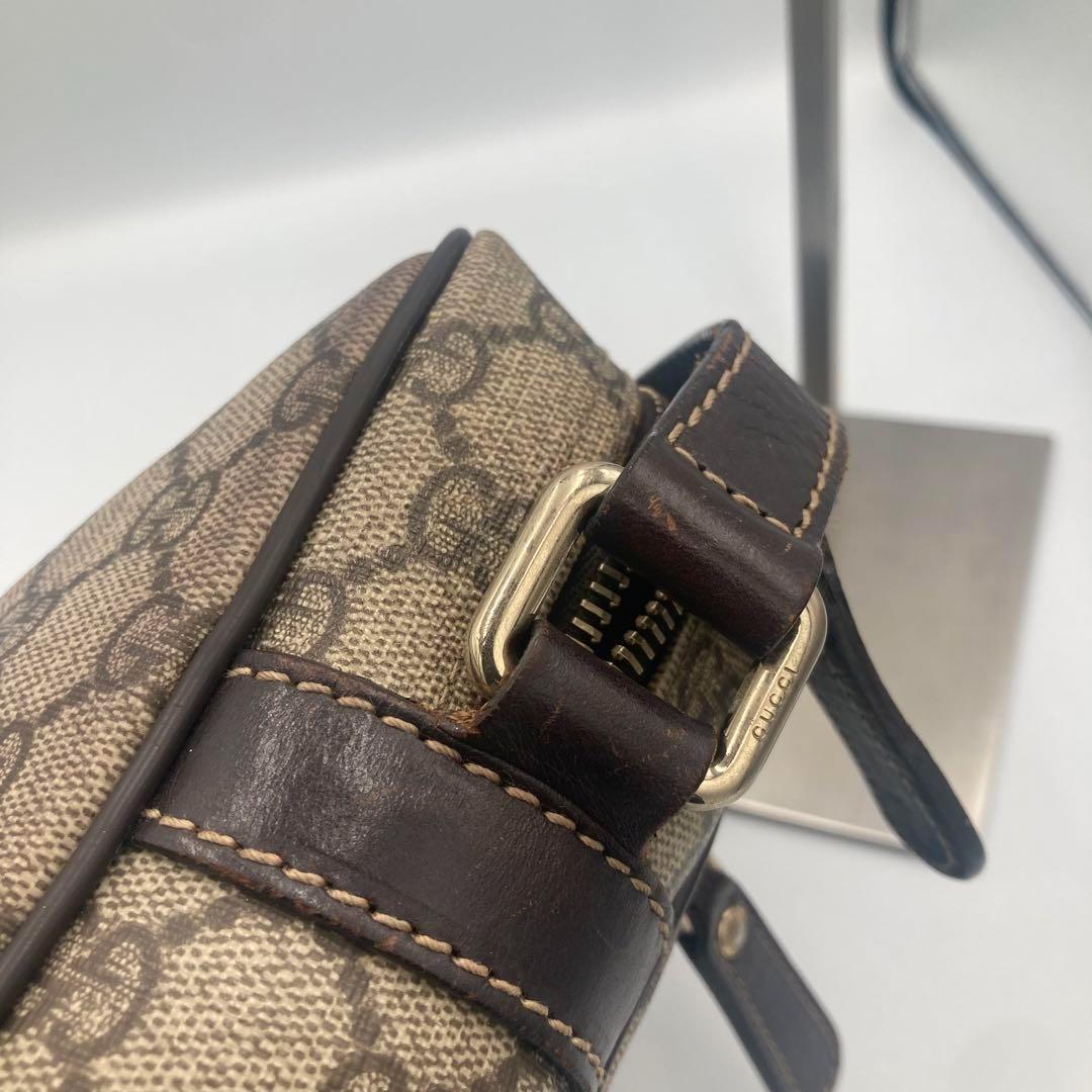 美品　GUCCI グッチ　ショルダーバッグ　PVC
