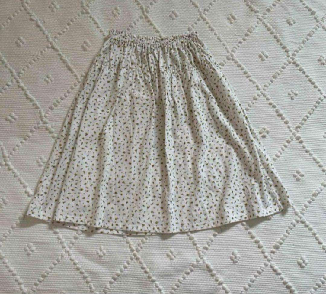 美品　soor ploom essential スカート　小花柄