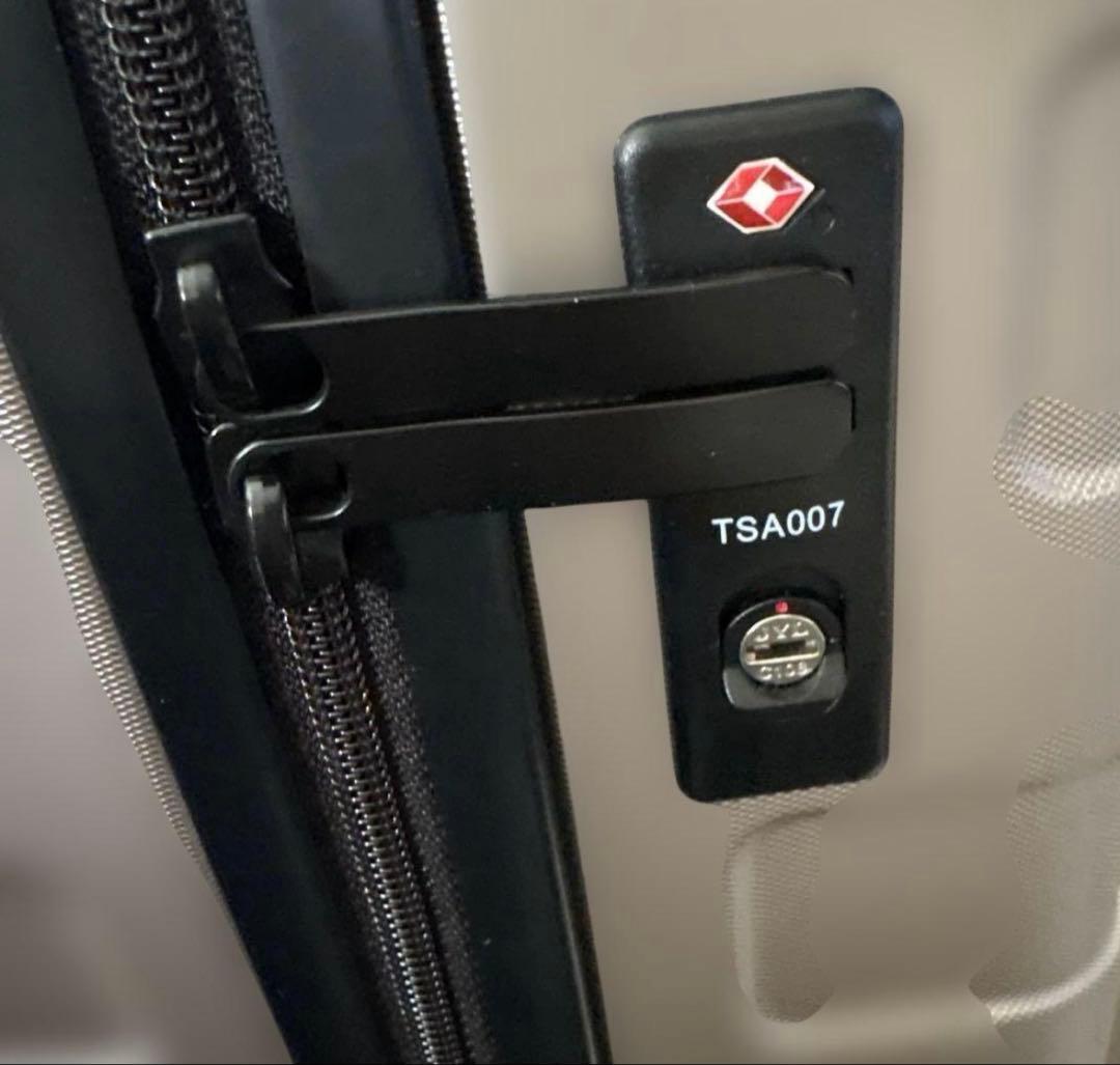 超美品☆無印良品　ハードキャリーケース　20L