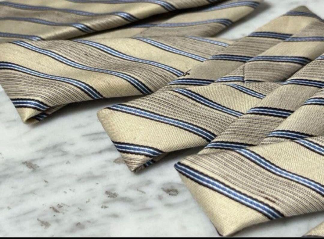 Christian Dior ネクタイ ベージュ系 ストライプ ロゴ柄