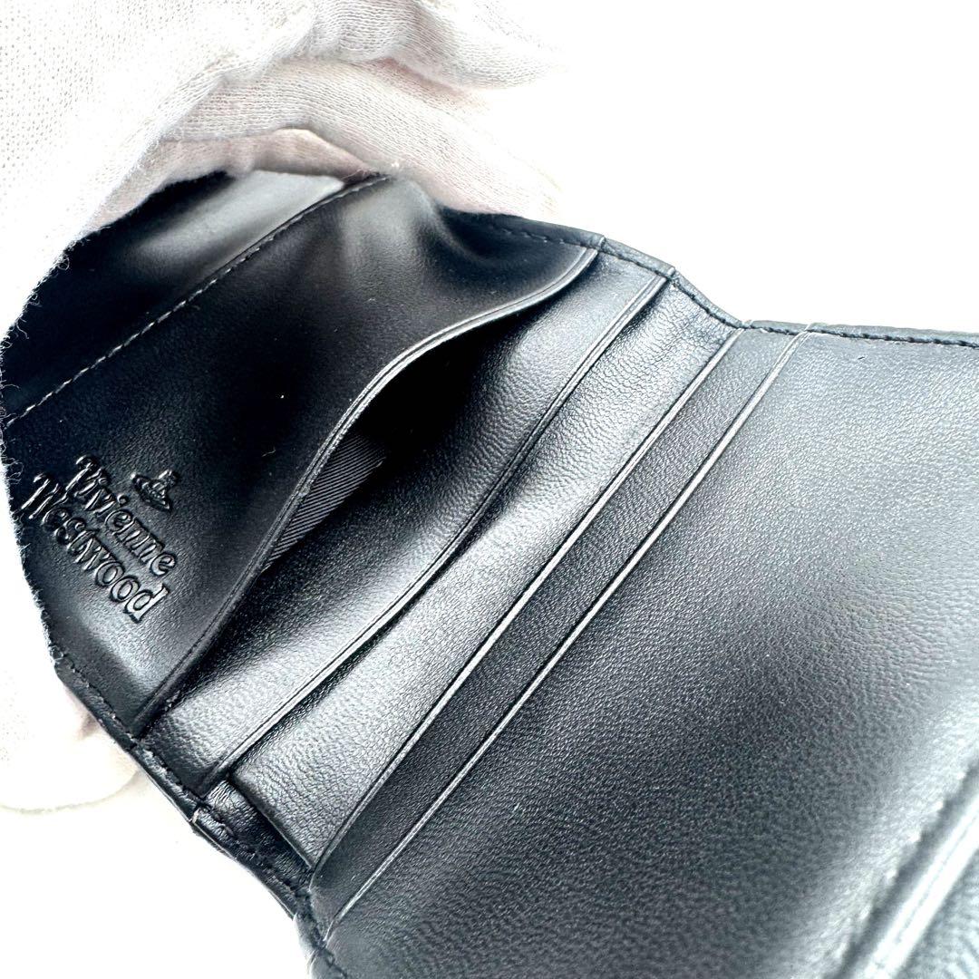 美品✨ヴィヴィアン ウエストウッド コンパクト ウォレット オーブ レター 黒