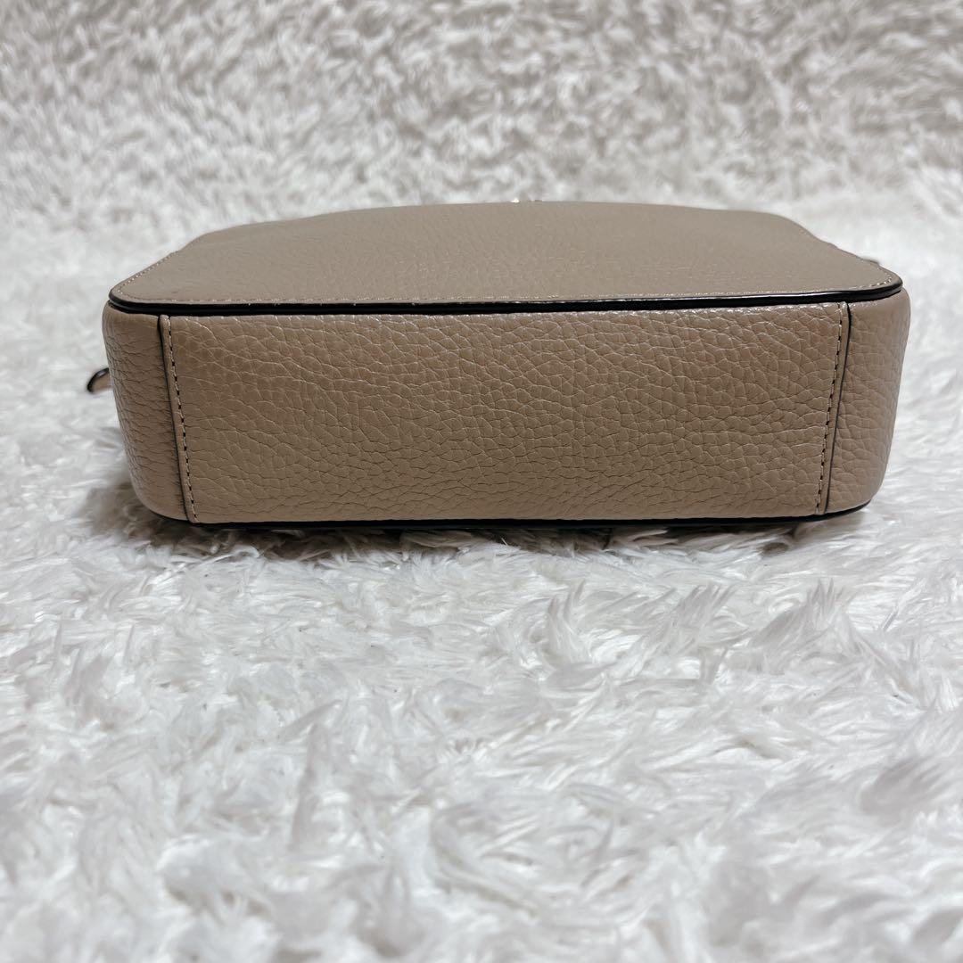 極美品✨COACH カメラバッグ ショルダーバッグ クロスボディ　ベージュ