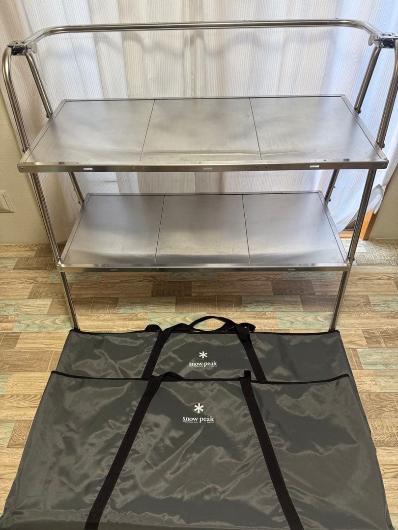  peak(スノーピーク)のステンレスキッチンテーブル