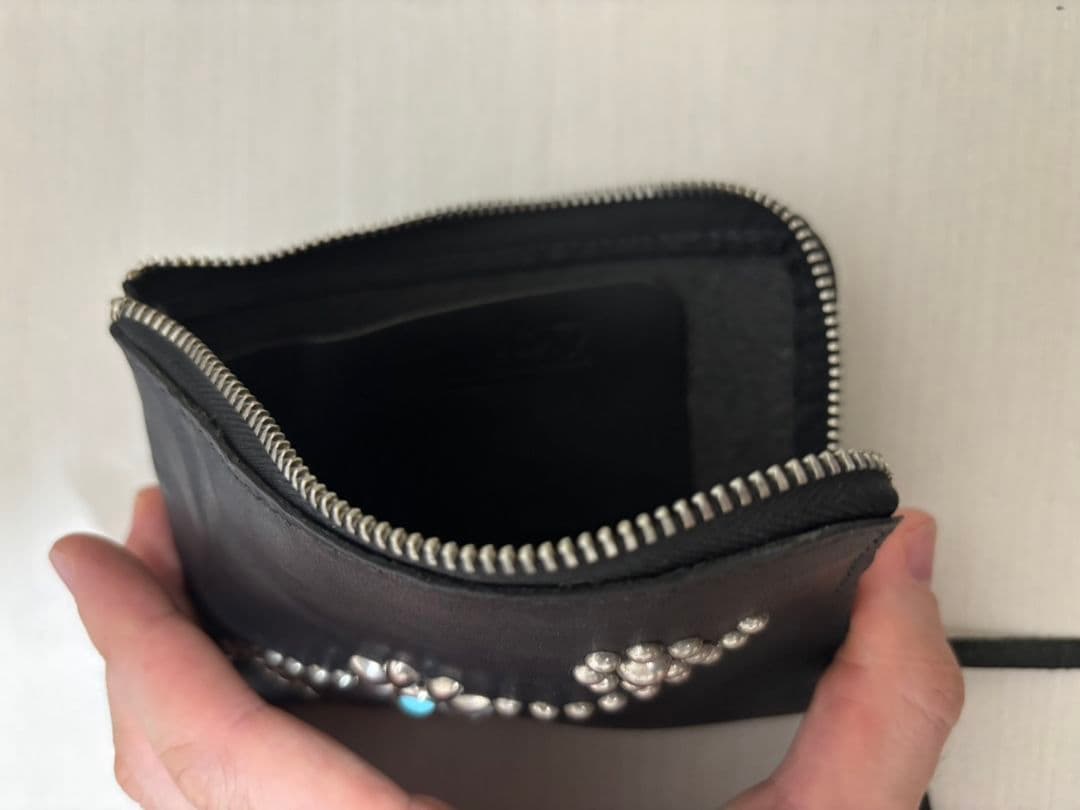 HTC ポーチ型ウォレット　ターコイズ　ケース　スタッズ